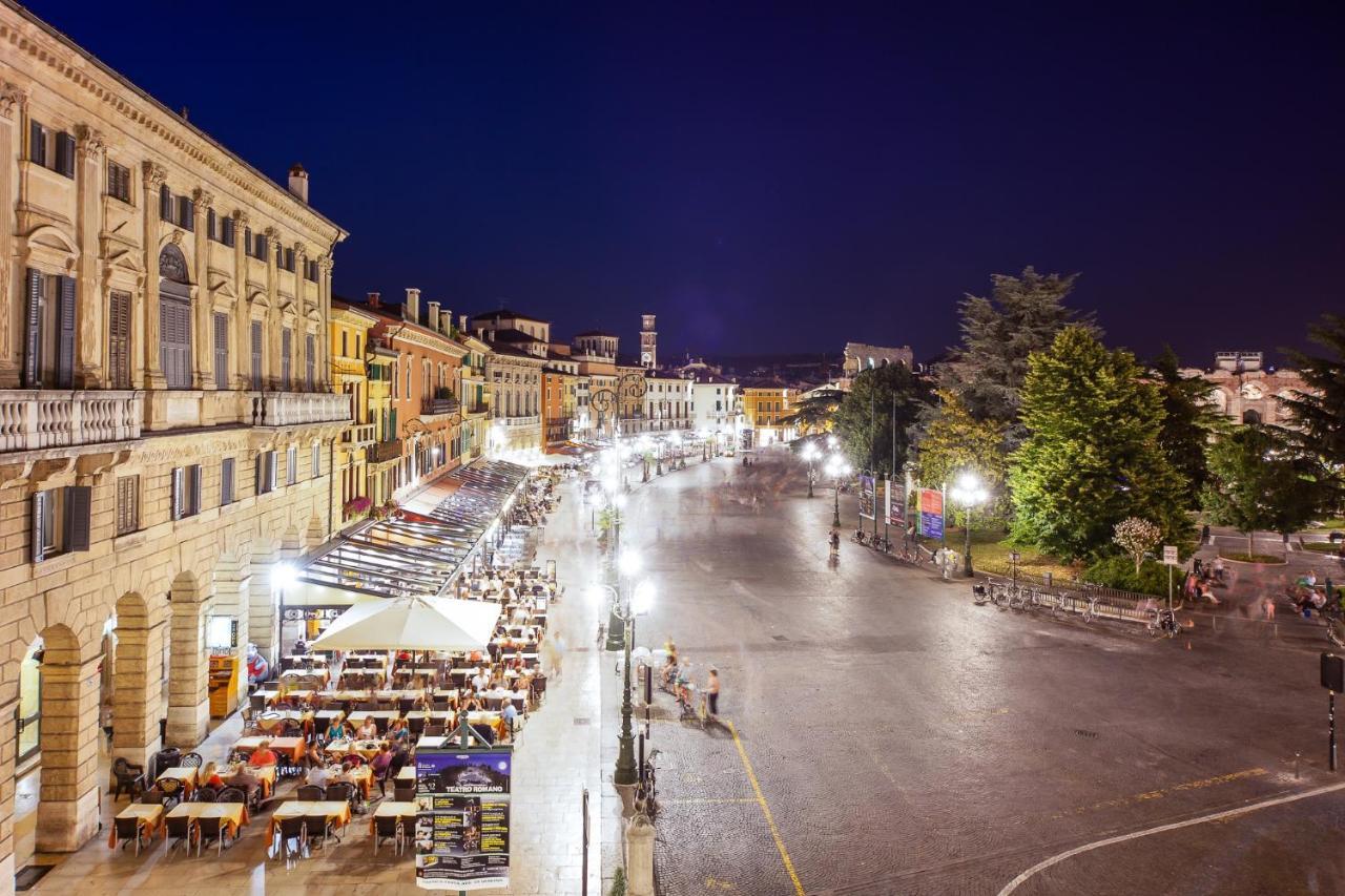 Arena Verona Centro Exteriör bild